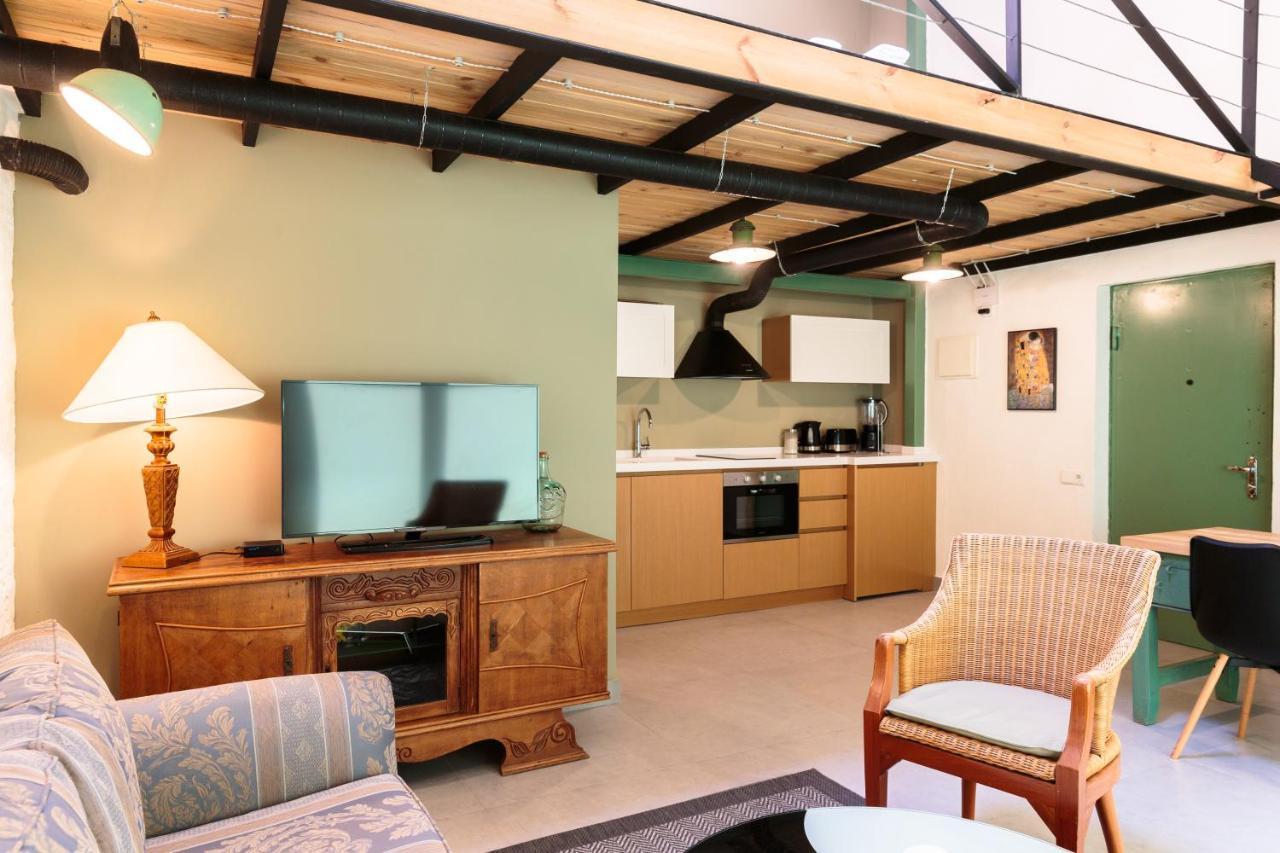 Nini'S Lofts At The Melikishvili Street Tbilisi ภายนอก รูปภาพ
